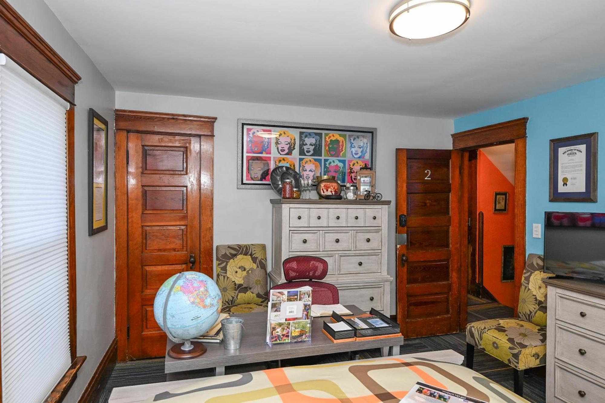 Berrodin Bed & Breakfast Акрон Экстерьер фото
